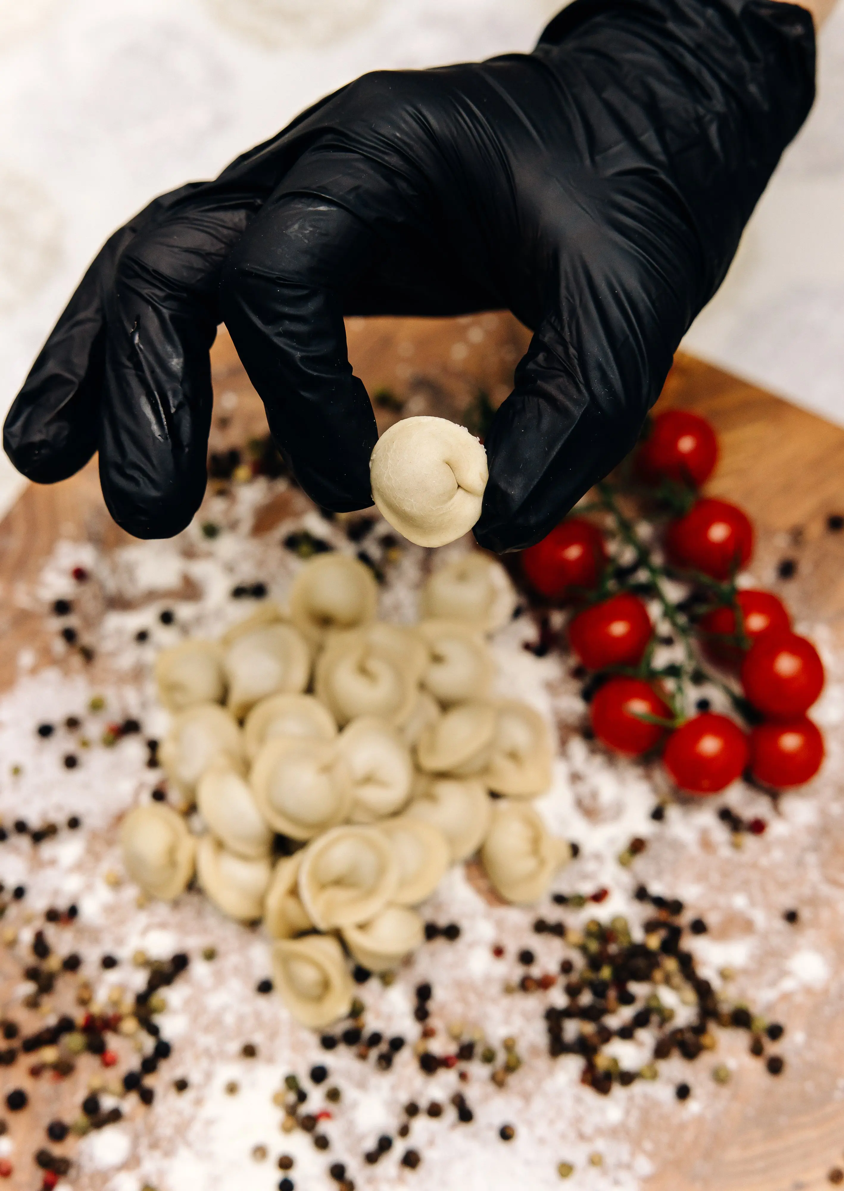 Ручная лепка пельменей